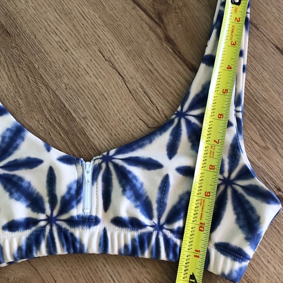 *SOLD* STONE FOX SWIM Zoey Top - Picture 4 of 6